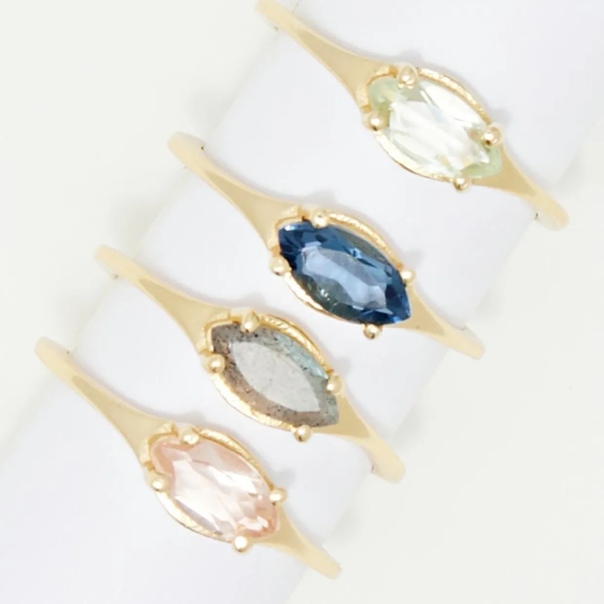 Femme Moonstone Bagues^4 Bagues Noelya Multipierres en laiton doré