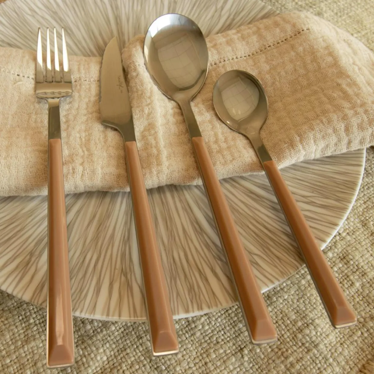 Menastyl Couverts De Table^6 Fourchettes de table Colorama noisette - 21 cm