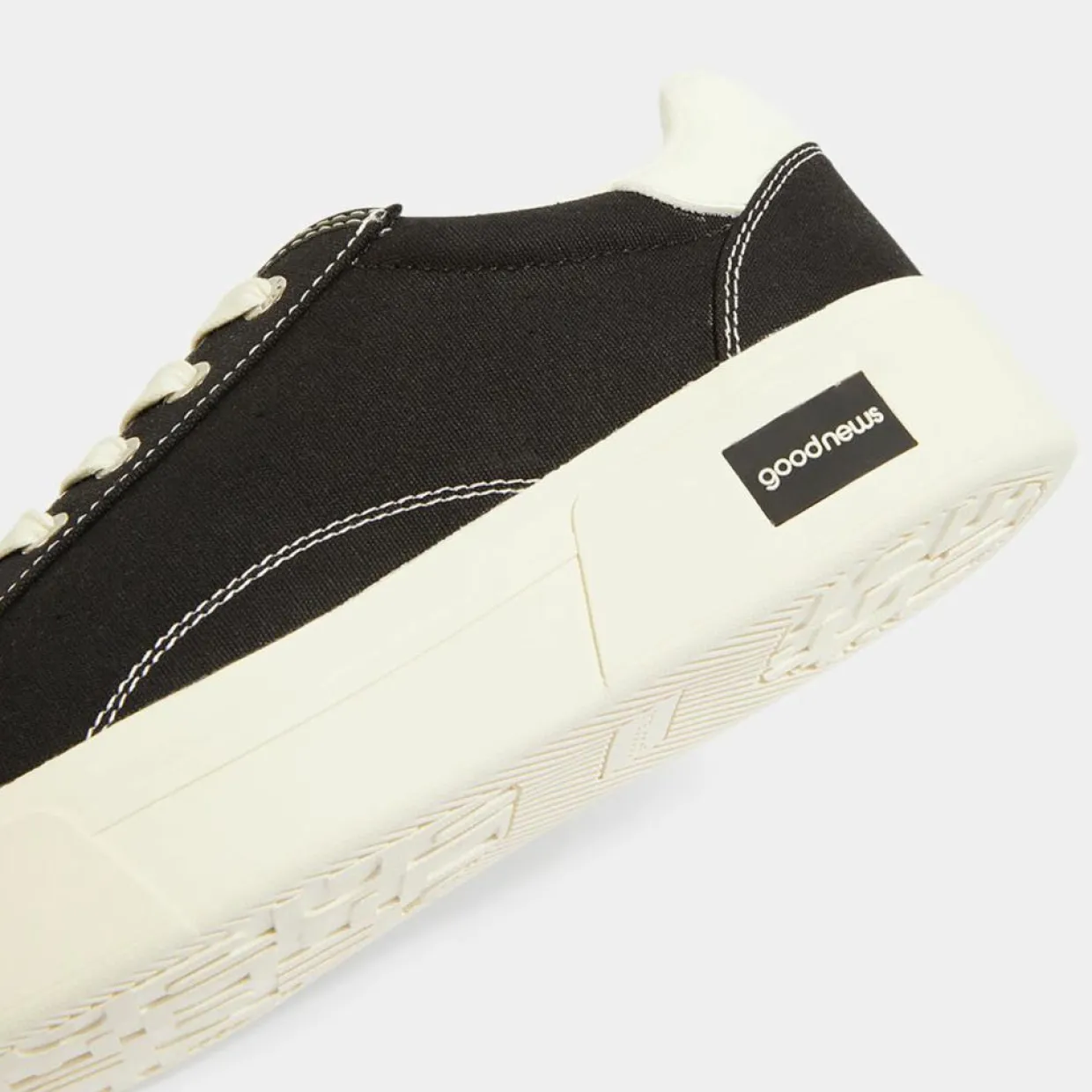 Baskets en Coton Bio Opal noires-Good News New