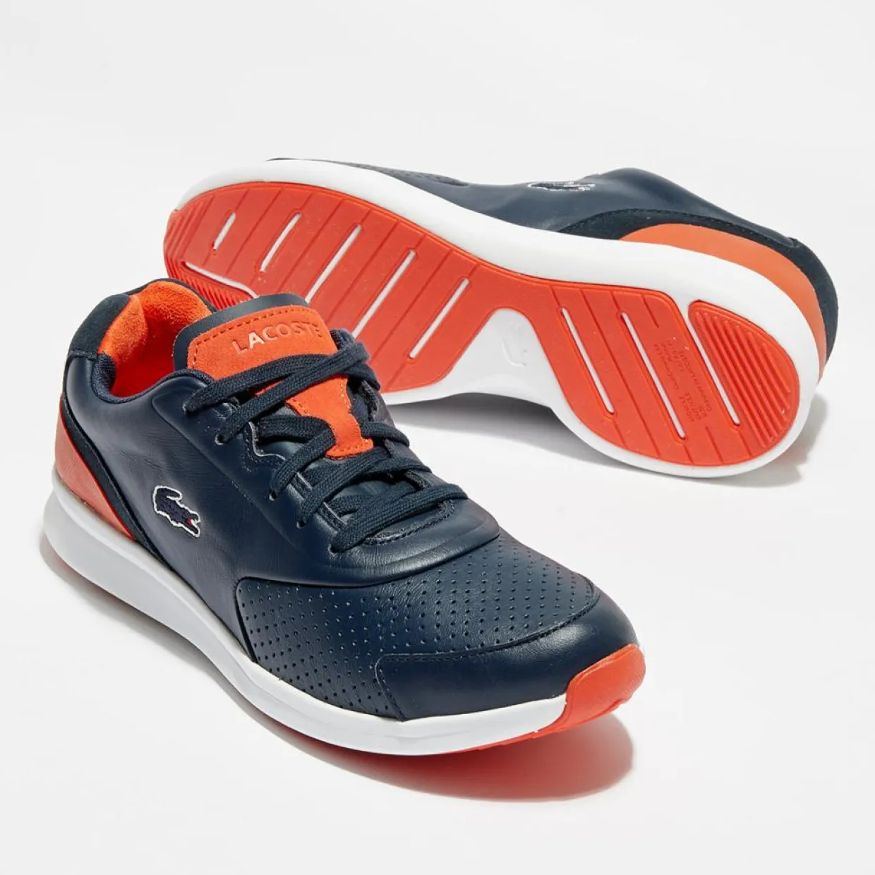 Homme Lacoste Baskets^Baskets en Cuir Ltr.01 317 1 bleu marine/rouge
