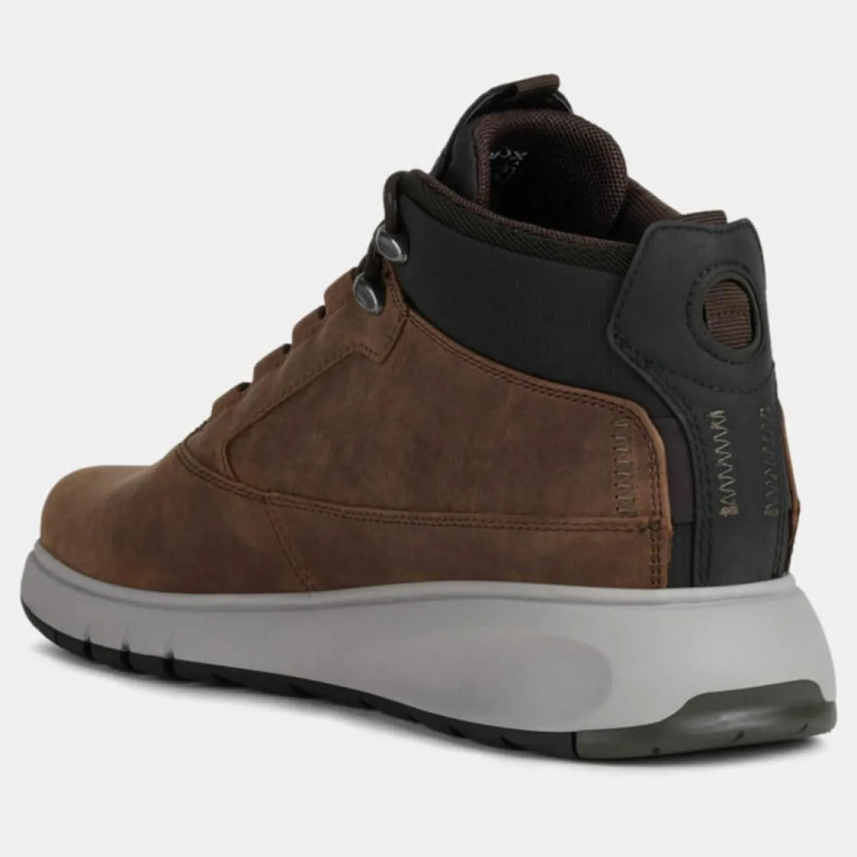Homme Geox Baskets^Baskets en Velours de Cuir Aerantis 4X4 marron