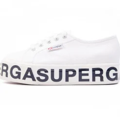 Femme Superga Baskets^Baskets Mania blanches