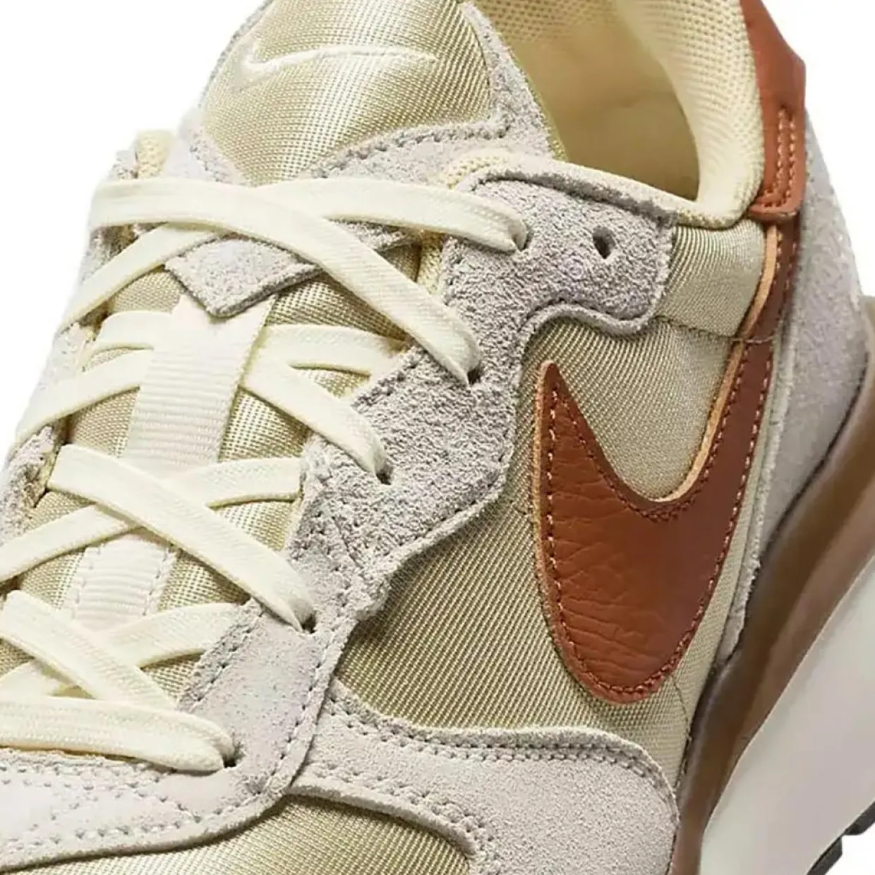 Femme Nike Baskets^Baskets Phoenix Waffle beige/marron