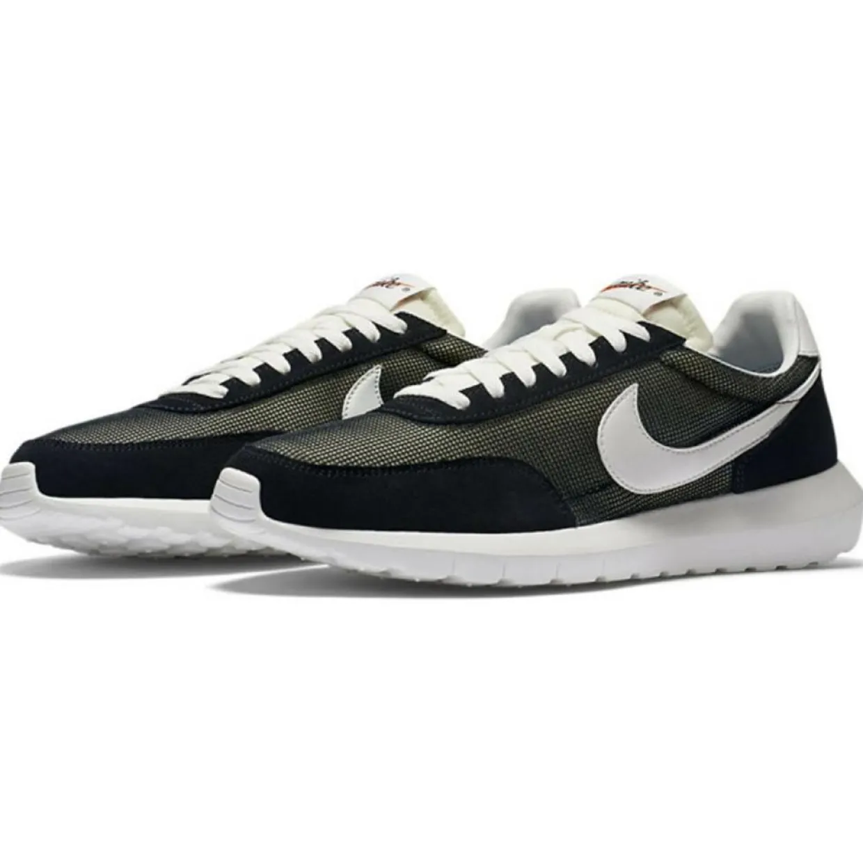 Baskets Roshe Dbreak Nm noir/blanc-Nike Outlet
