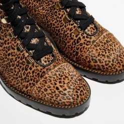 Femme Stuart Weitzman Bottines^Boots en Cuir façon pony Kolbie marron