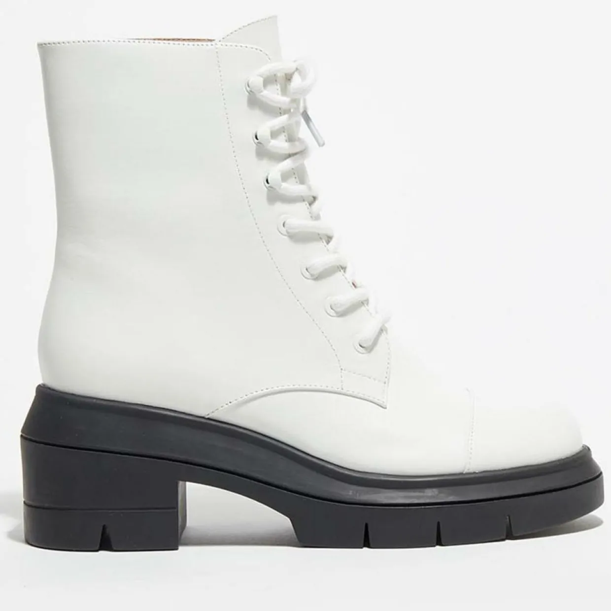 Femme Stuart Weitzman Bottines^Boots en Cuir Nisha blanches - Talon 7,5 cm