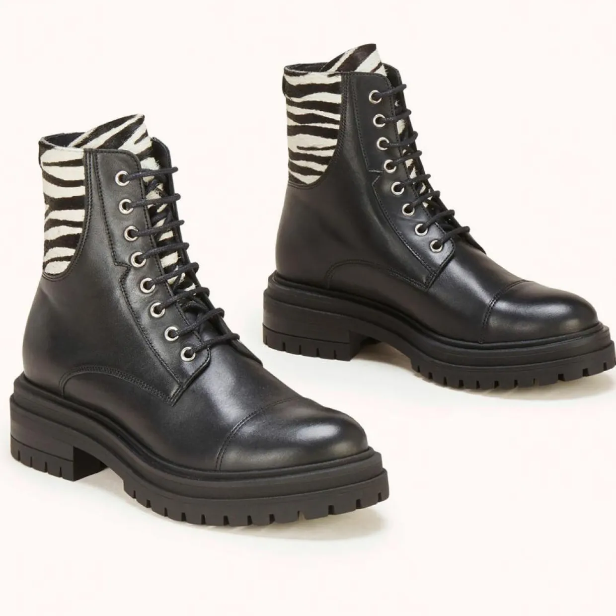 Boots en Cuir Verenice noires-Cosmoparis New