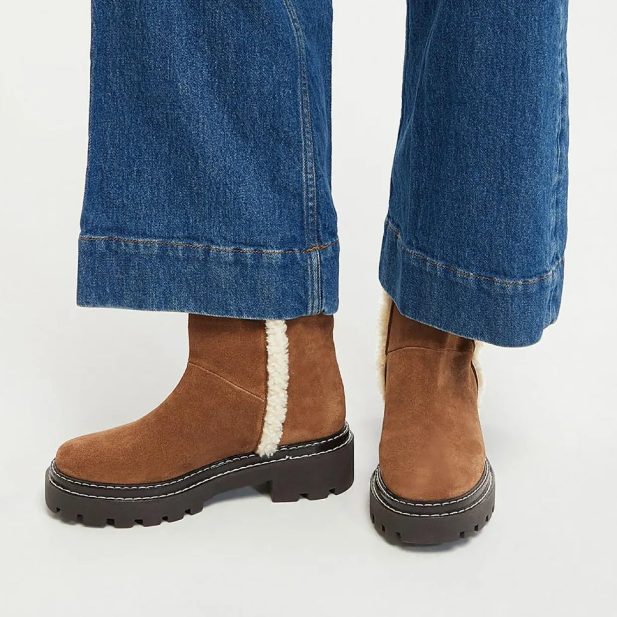 Femme Galeries Lafayette Bottines^Boots en Velours de Cuir fourrée camel - Talon 5 cm