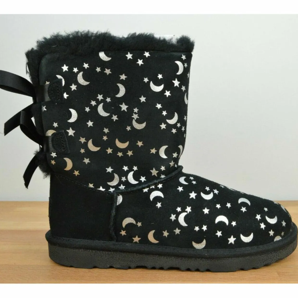 Boots fourrées Laine en Velours de cuir Bailey BoMoon and Stars noires-Ugg