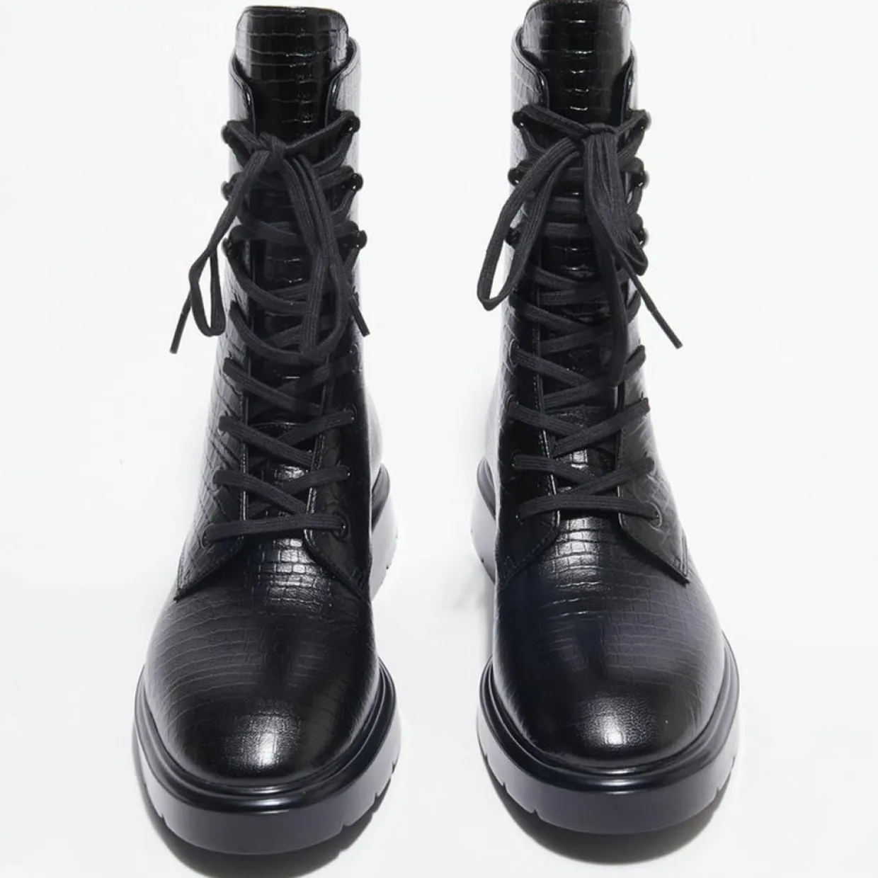 Femme Stuart Weitzman Bottines^Boots McKenzee effet reptile noires