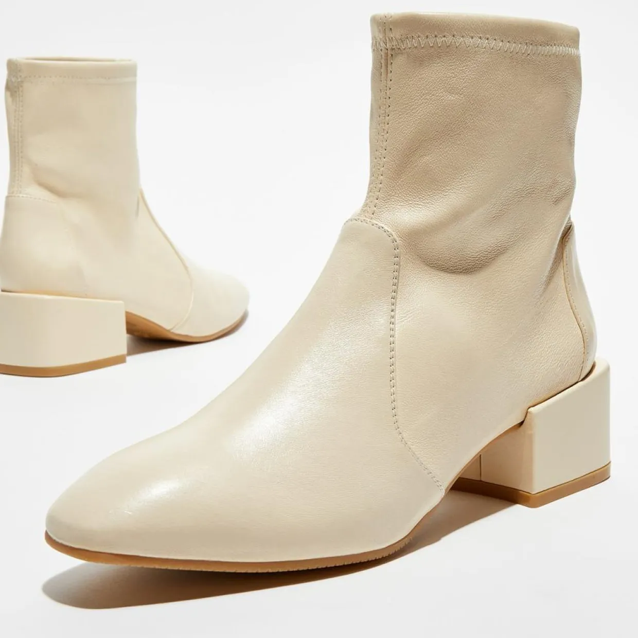 Bottines en Cuir Accordion vanille - Talon 5 cm-Stuart Weitzman New
