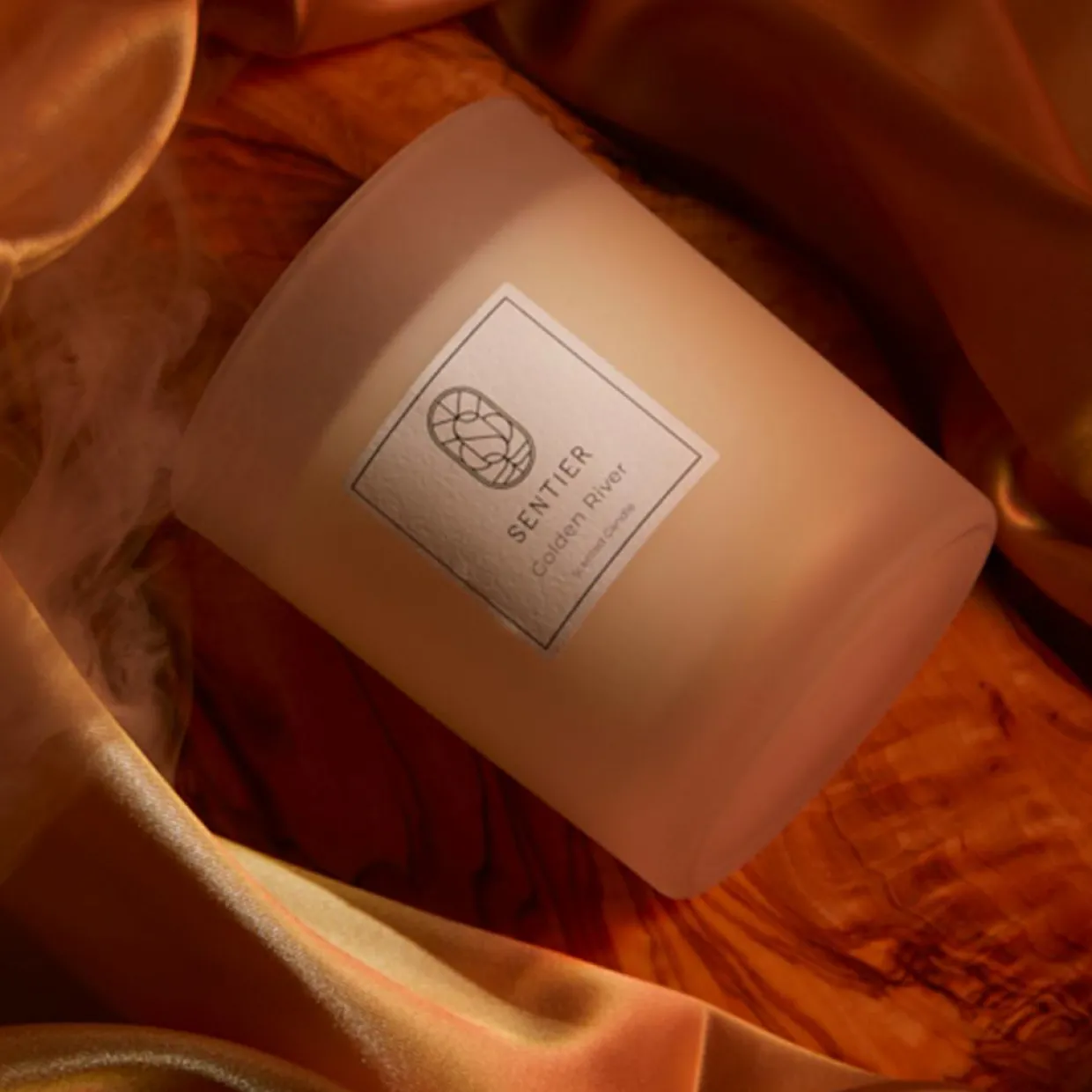 Bougie Rivière Dorée - 150 g-Sentier Hot