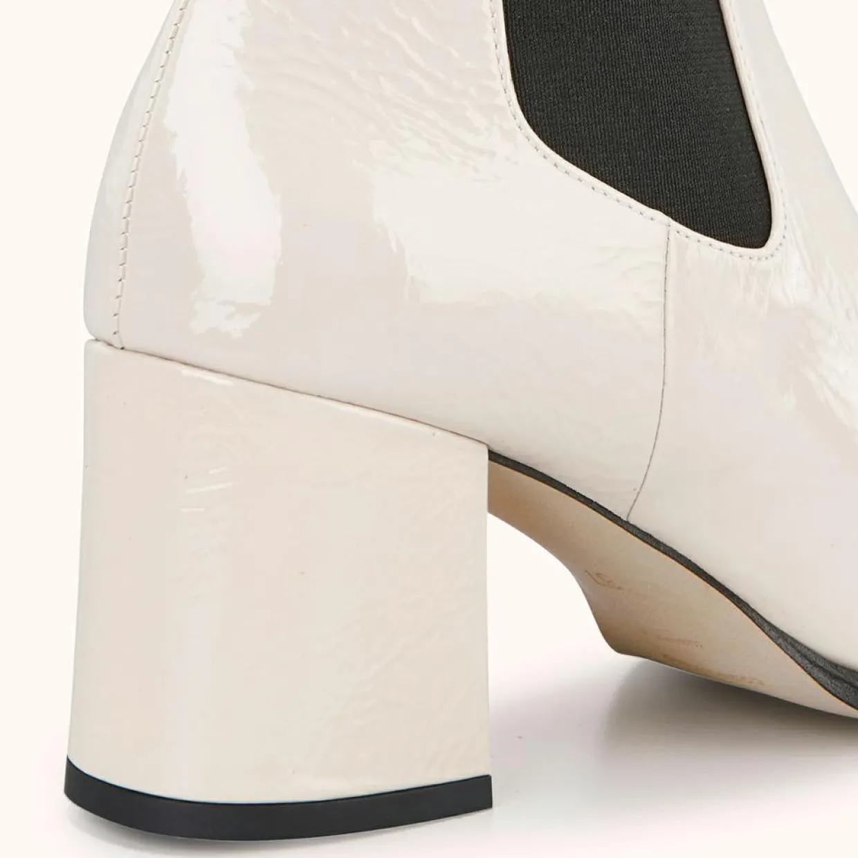 Chelsea Boots en Cuir verni Lanae crème - Talon 6 cm-Cosmoparis