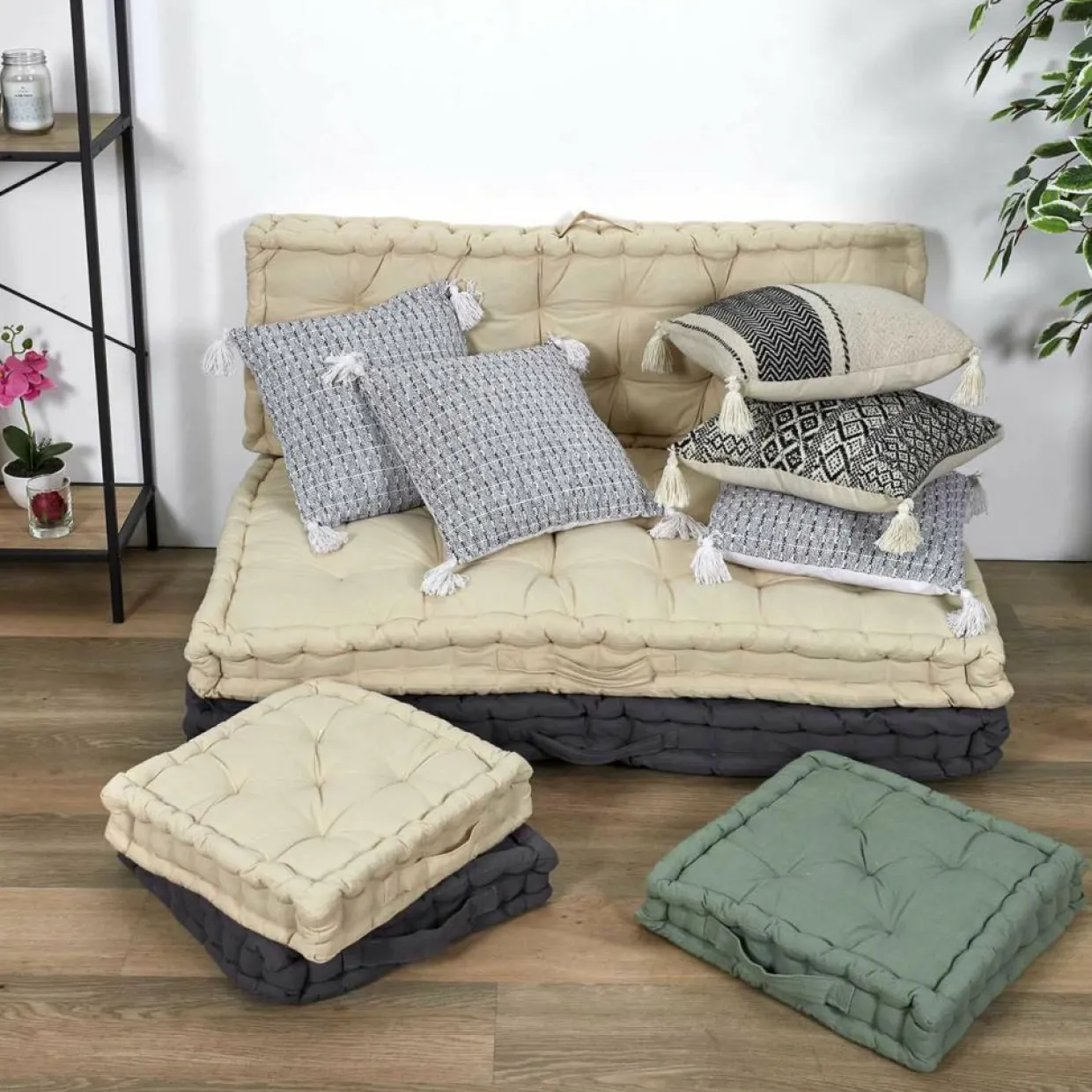 Home Deco Factory Coussins, Galettes De Sièges^Coussin ethnique pompons beige/noir - 40x40 cm