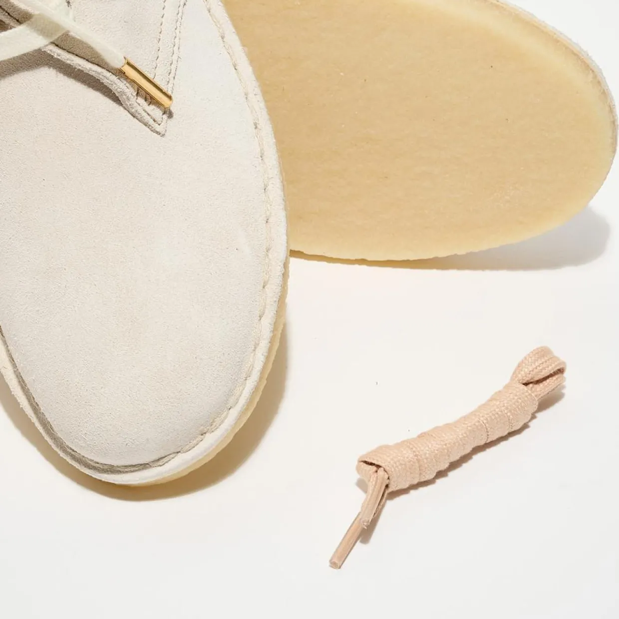 Desert boots en Velours de Cuir Desert écrues-Clarks Online