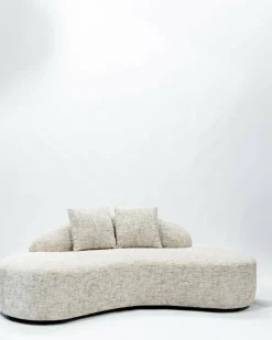 Dune - Canapé arrondi 3 places en tissu beige-Uniqka Hot