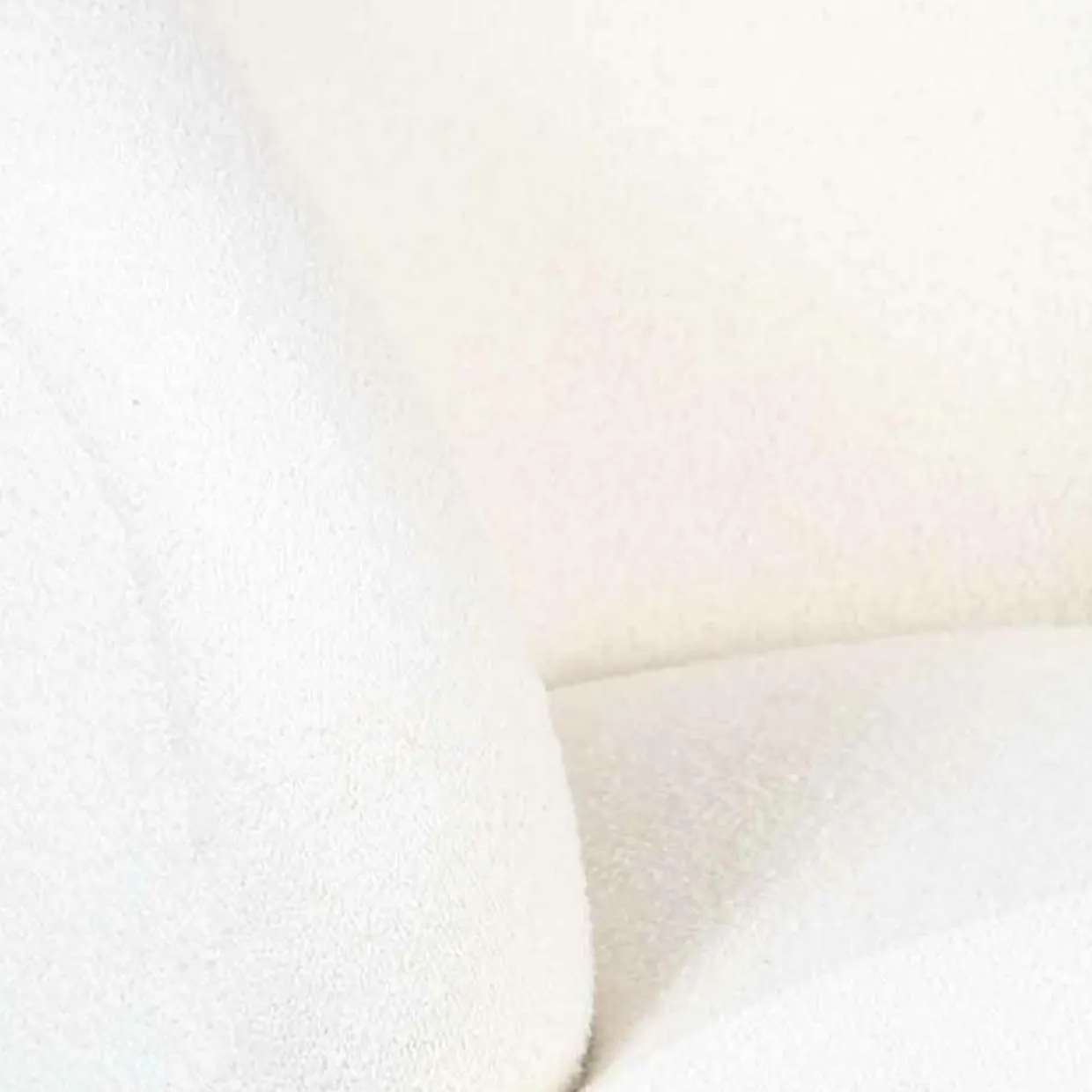 Bois & Chiffons Fauteuils^Fauteuil pivotant gubi blanc - 74x74x79 cm