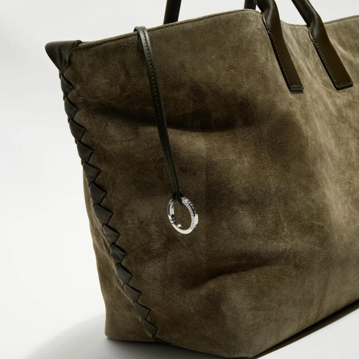 Femme Bottega Veneta Sacs^Grand cabas en Velours de Cuir kaki - 33x45x20 cm