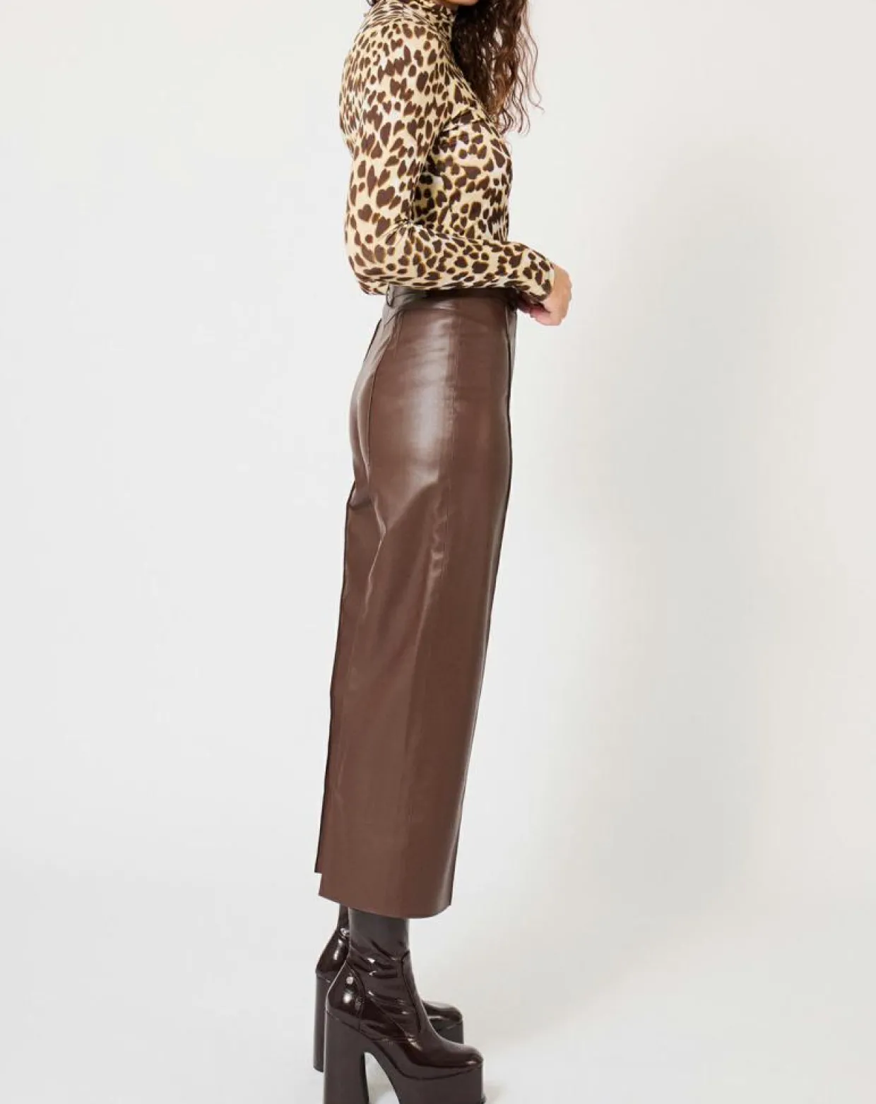 Pantalon en simili Mamie marron-Manoush