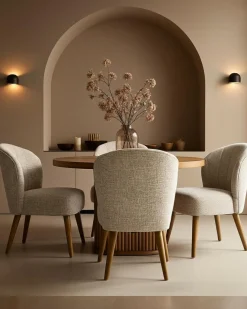 Perla - Chaise de repas en tissu beige au design incurvé-Uniqka Best