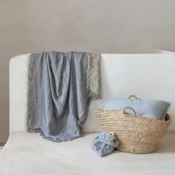 Bed and Philosophy Plaids^Plaid en double gaze de lin bleu 140x230cm