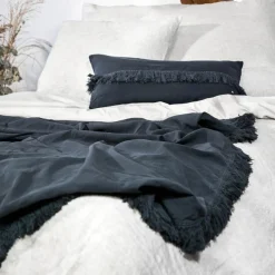 Plaid en lin & coton finitions frangées noir 150x180cm-Bed and Philosophy