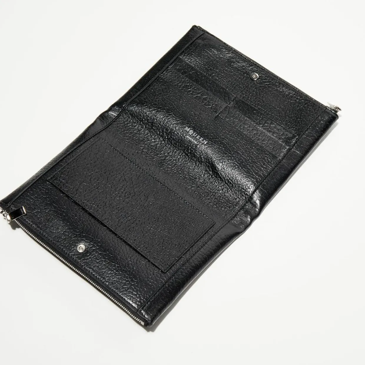 Pochette à barre transversale en Cuir noire - 17x22 cm-Alexander McQueen Hot