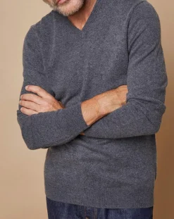 Homme Oscar et Louise Pulls^Pull 100% Cachemire Lucien col V gris foncé