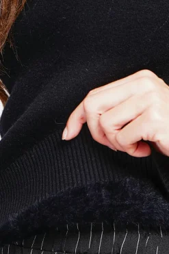 Pull col roulé fourré noir-Assuili Discount