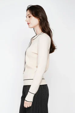 Pull en Cachemire mélangé col V à noeud crème-C&Jo Sale
