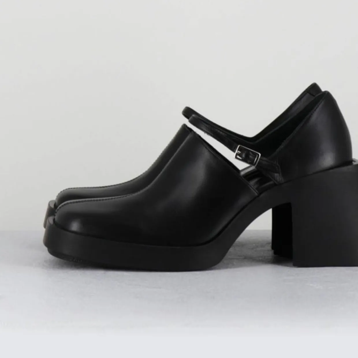 Femme Justine Clenquet Sandales À Talons^Sabots en Cuir Kim noirs - Talon 8 cm