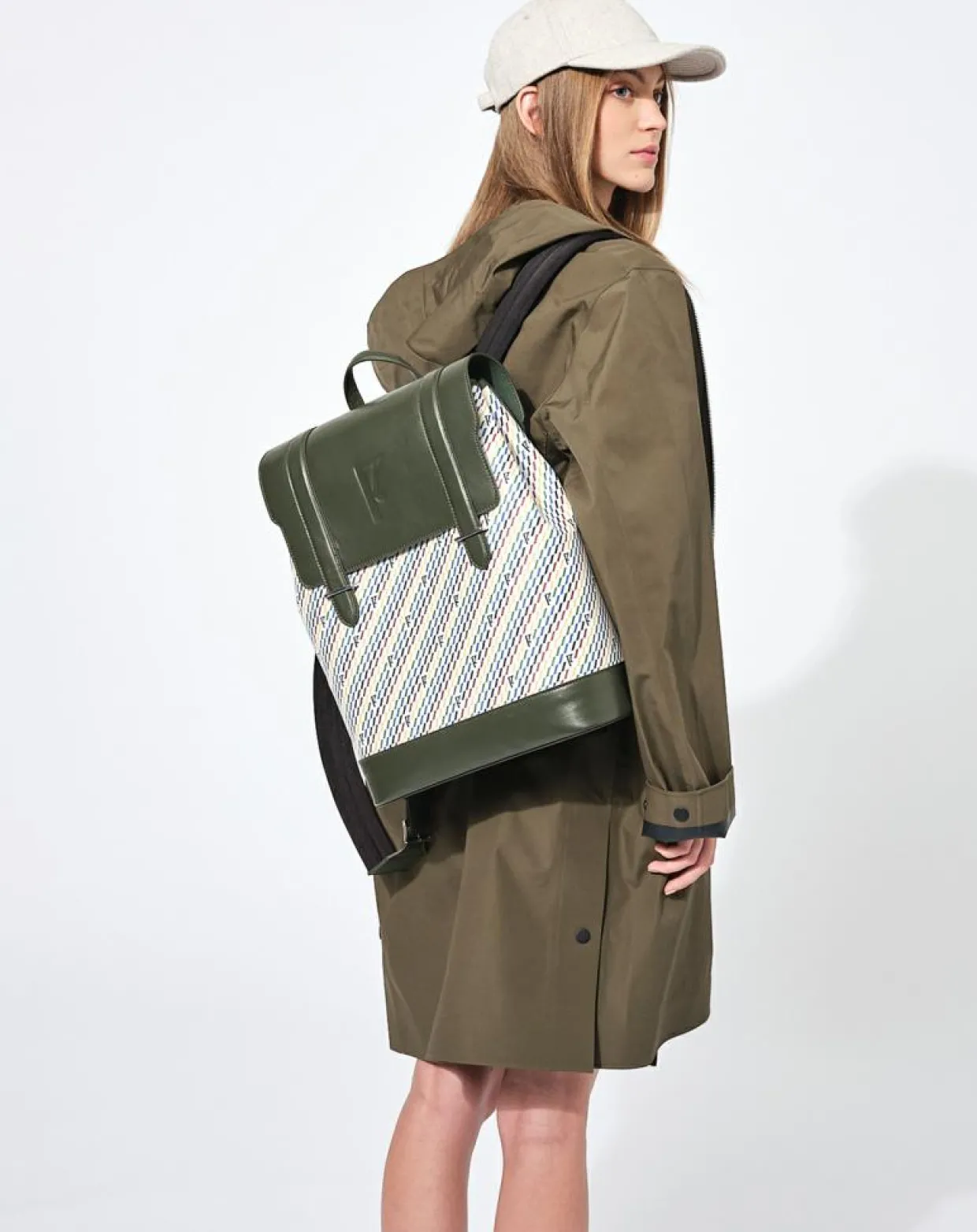Femme Maison Faret Sacs^Sac à dos en Toile enduite & Cuir Ferret vert/multicolore - 40x29x13 cm