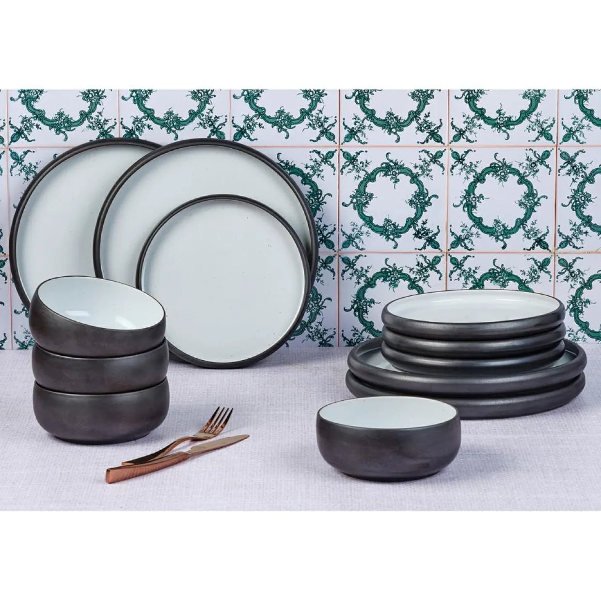 Service Les Essentiels en Grès Gourmet blanc granité/noir onyx - 12 pièces-Bjorn Discount
