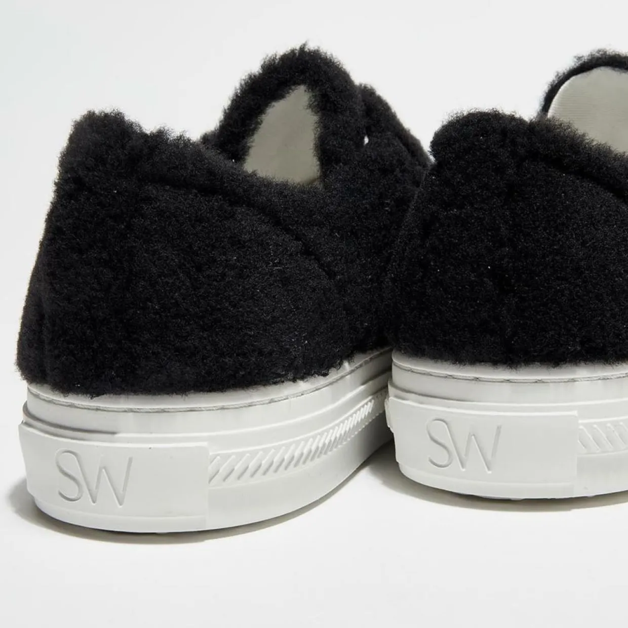 Femme Stuart Weitzman Baskets^Sneakers en Peau de Mouton Ollie Chill noires