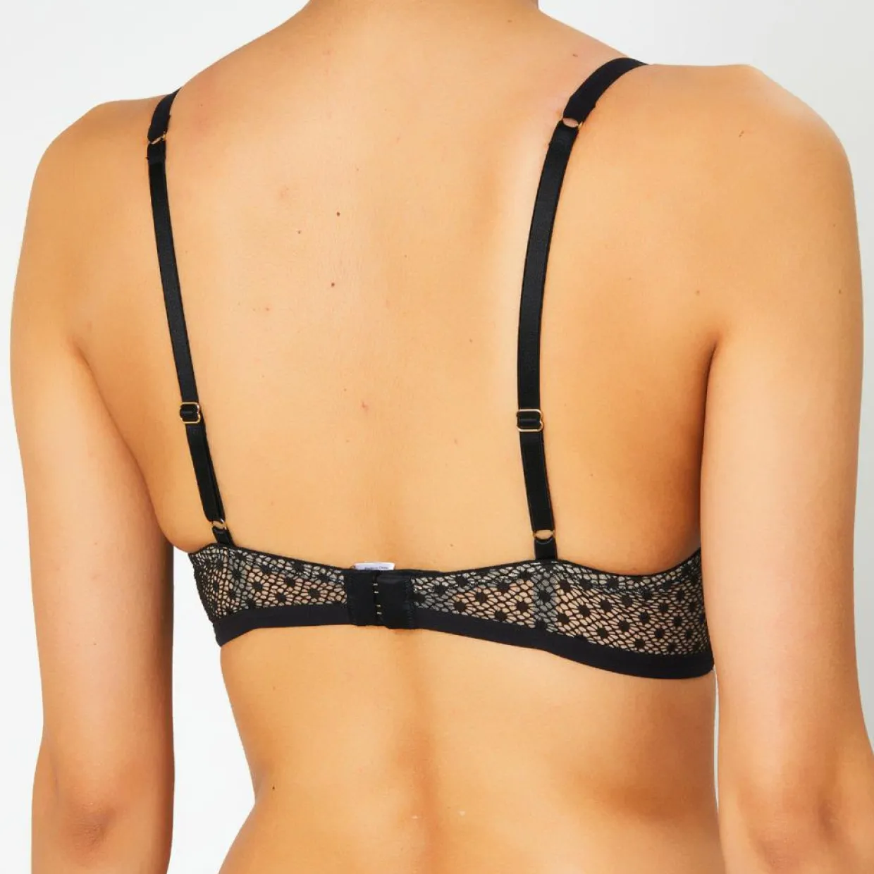 Soutien-gorge avec armatures en Soie mélangée Rendez-vous noir-Huit Hot
