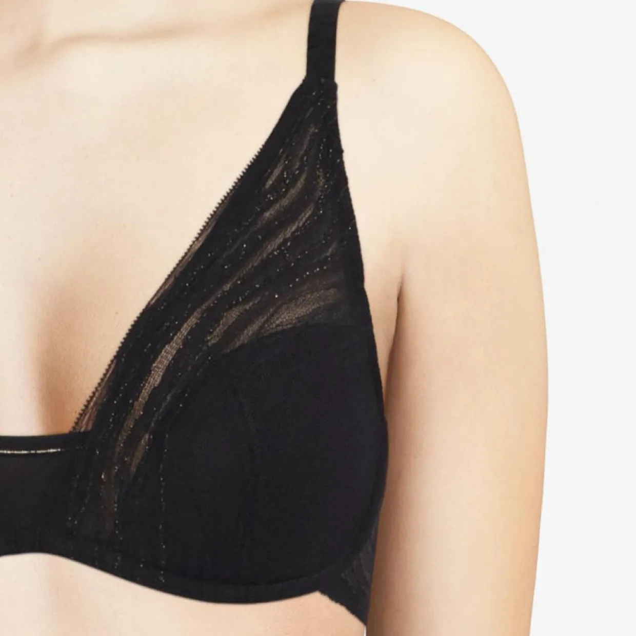 Femme Chantelle Lingerie, Nuit^Soutien-gorge plongeant Likeness noir/doré