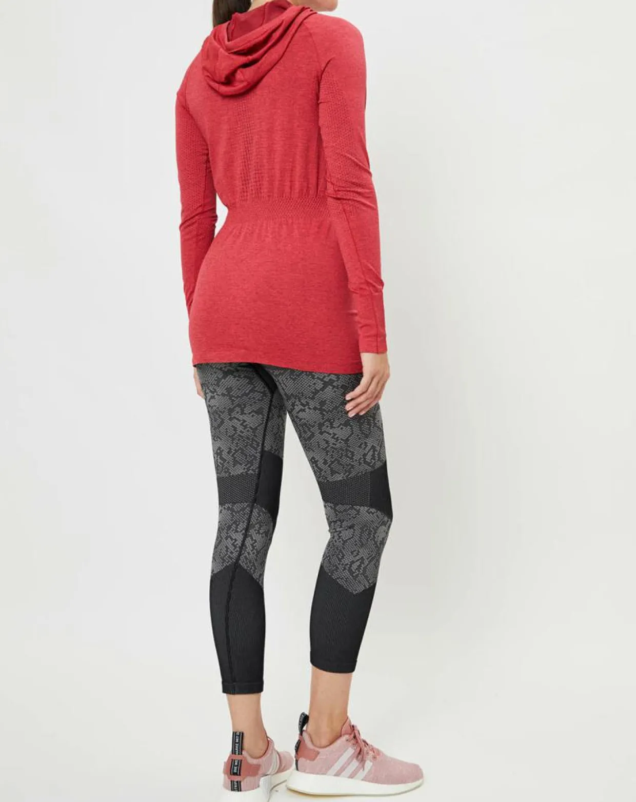Sweat léger technique à capuche Irbis Warm rouge/hibiscus-Odlo Outlet