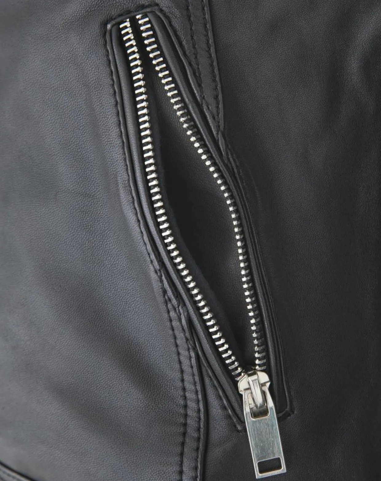 Femme Chyston Vestes, Blousons^Veste en Cuir d'Agneau Clara noire