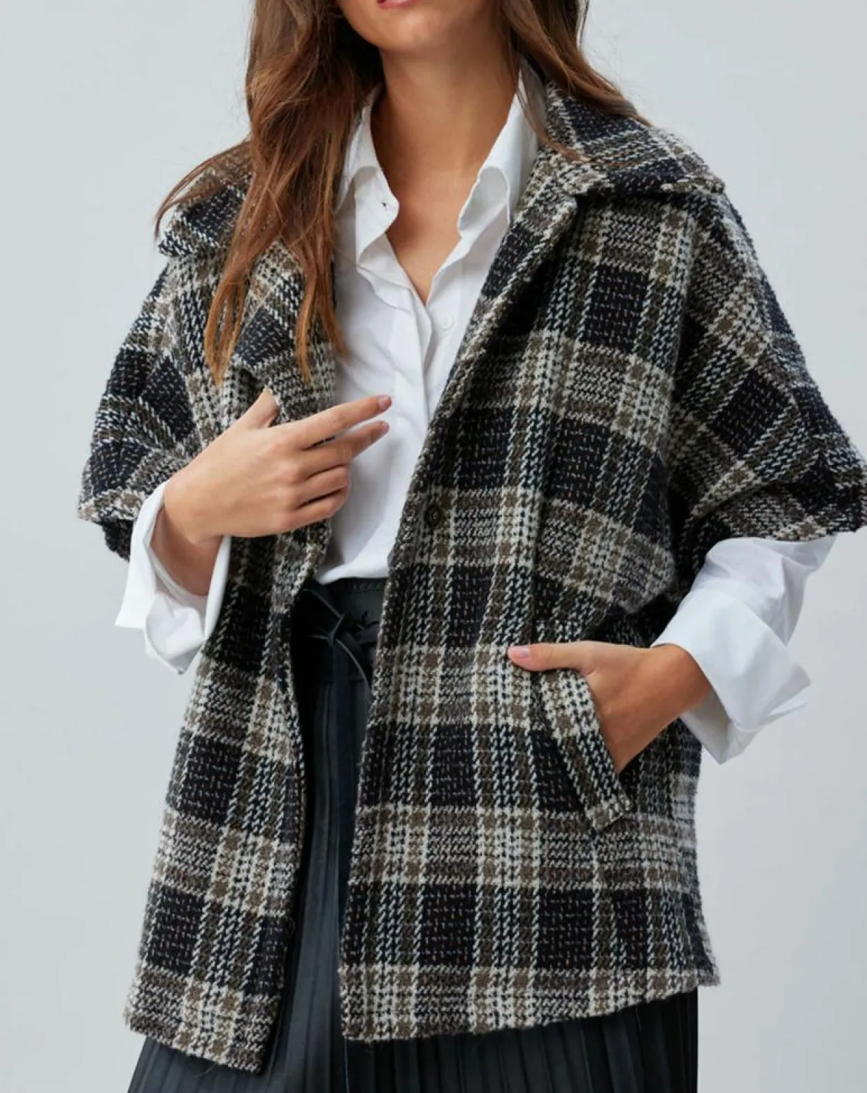 Femme Lauren Vidal Vestes, Blousons^Veste en Laine mélangée manches courtes Biba noire